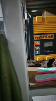汽车新电瓶多少电压